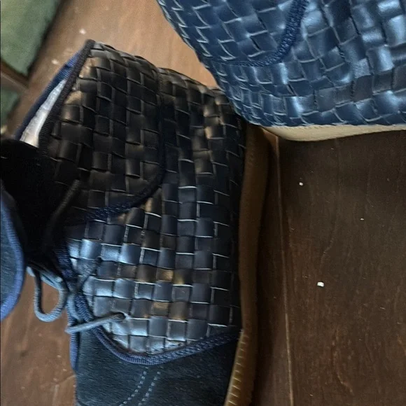 Android HommeBlue Textured Chukka Boots - Picture 9 of 12